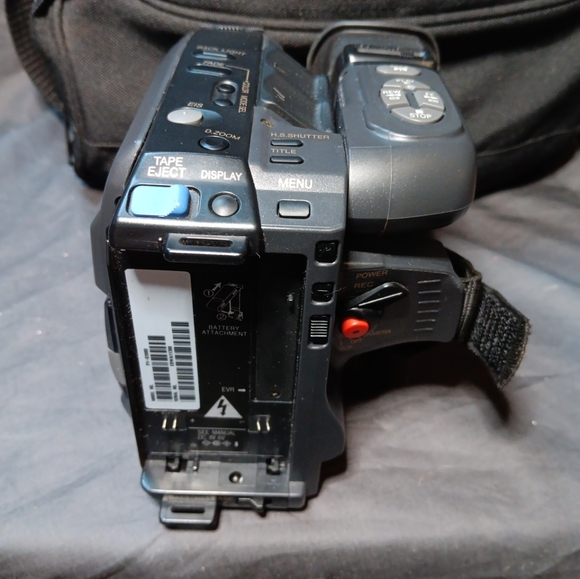 Panasonic PV-D308D Palmcorder Camcorder VHS-C w Accessories & Bag Bundle - Picture 3 of 6